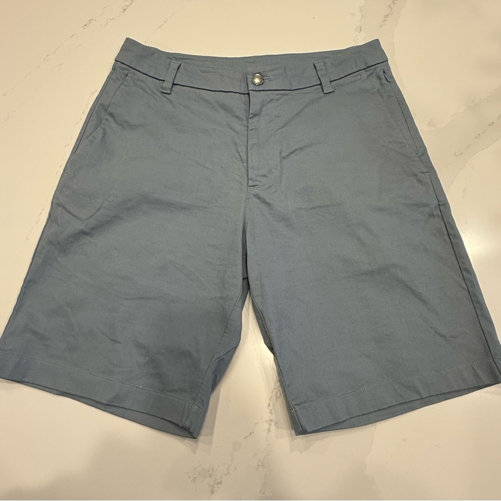 Lululemon Commission Classic-Fit Short 9" *Oxford size 32